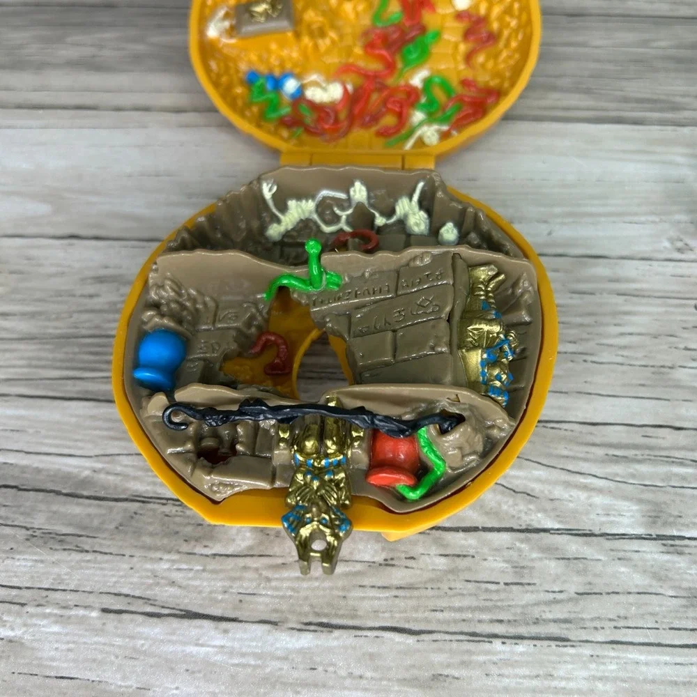 Mighty Max Conquers The Palace Of Poison Playset Snake Vintage 1992 BlueBird